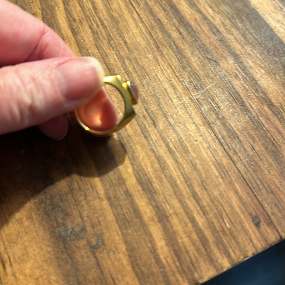 Madewell Ring with purple amethyst stone - Picture 2 of 3